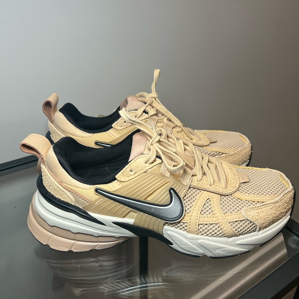 Women's Nike V2K Run Sesame Sneakers